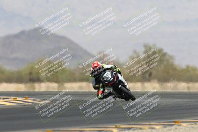 media/Apr-20-2025-CVMA (Sun) [[39090e8767]]/Race 11-500-350 Supersport (Holeshot)/